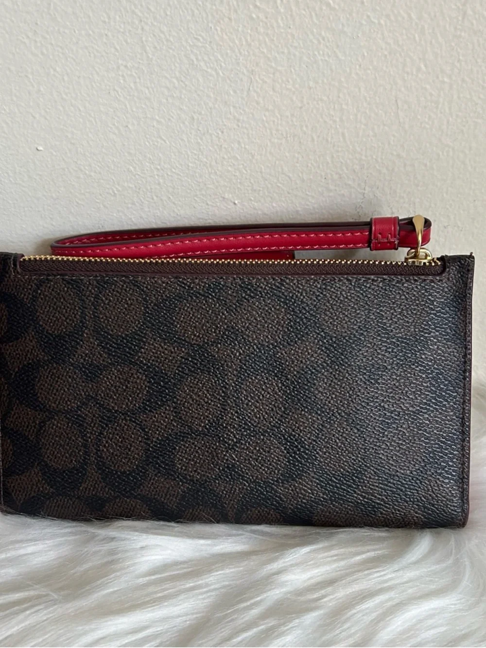 Coach Phone Wallet Brown Red Signature Canvas Leather Wristlet‎ Excellent